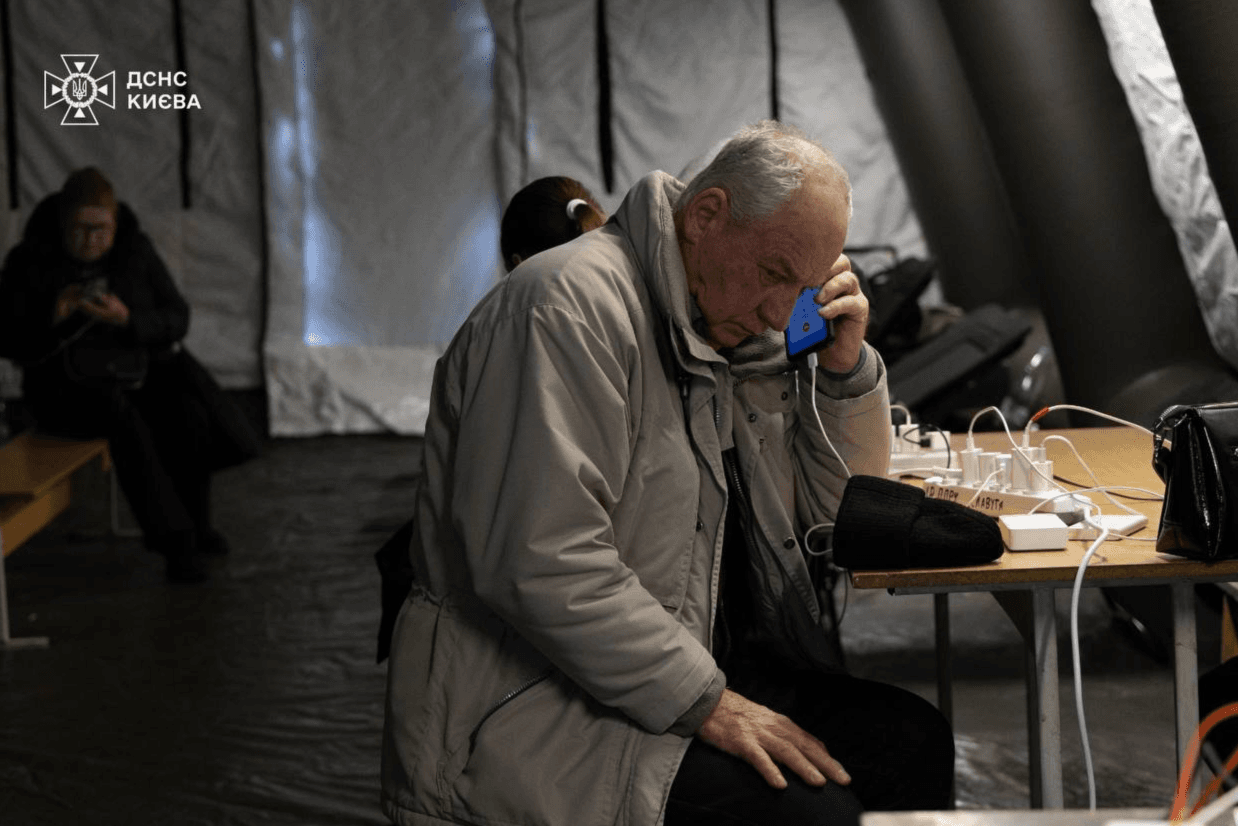 Є певні обмеження: що треба знати про заряджання пристроїв у Пунктах незламності