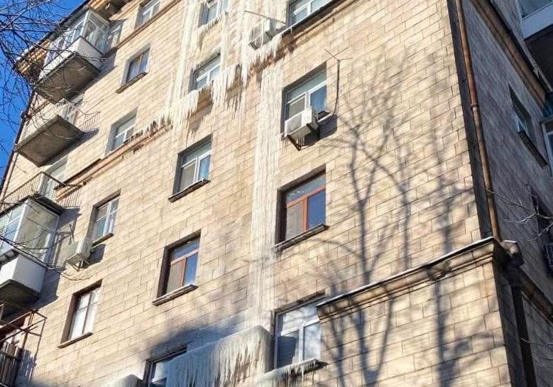 У Київраді пропонують виплачувати киянам по 40 тисяч за прориви труб через атаки на енергетику