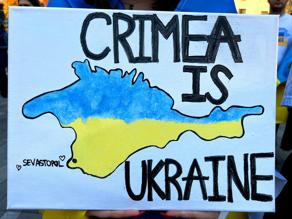 12 років боротьби за свободу: в Україні відзначають День спротиву окупації Криму