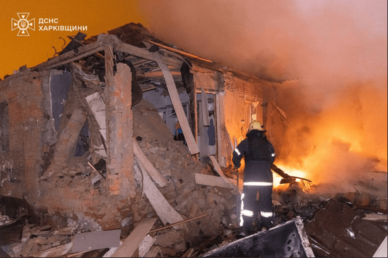 Росіяни здійснили комбінований обстріл Харкова та області: 14 людей постраждали