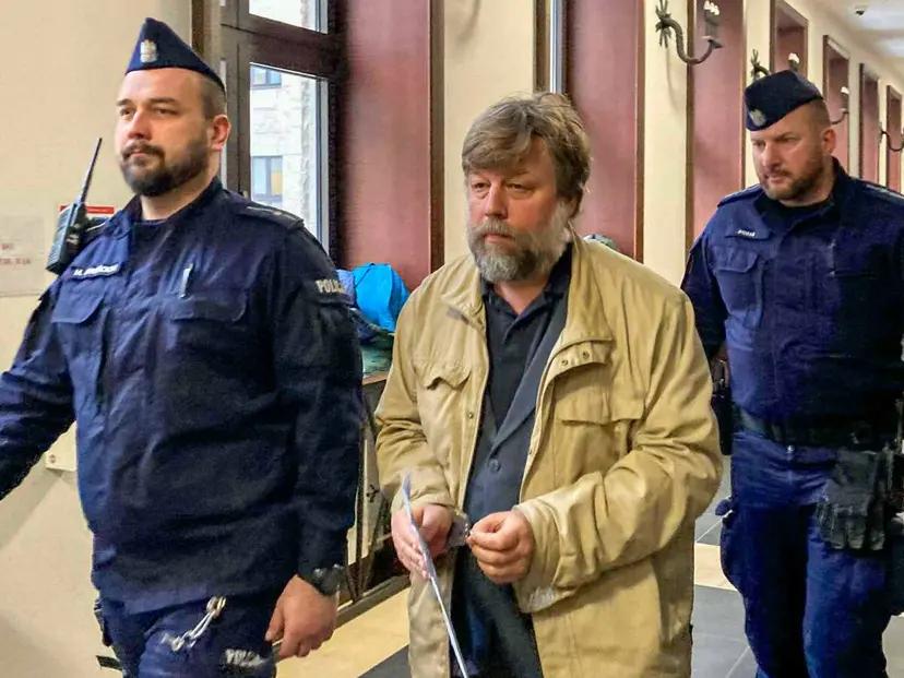 Польща погодилася видати Україні російського археолога Бутягіна