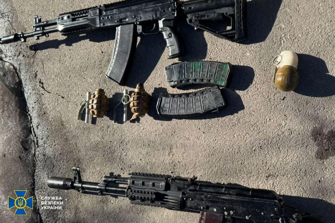 СБУ та Нацполіція викрили ще чотири схеми незаконного продажу зброї в Україні