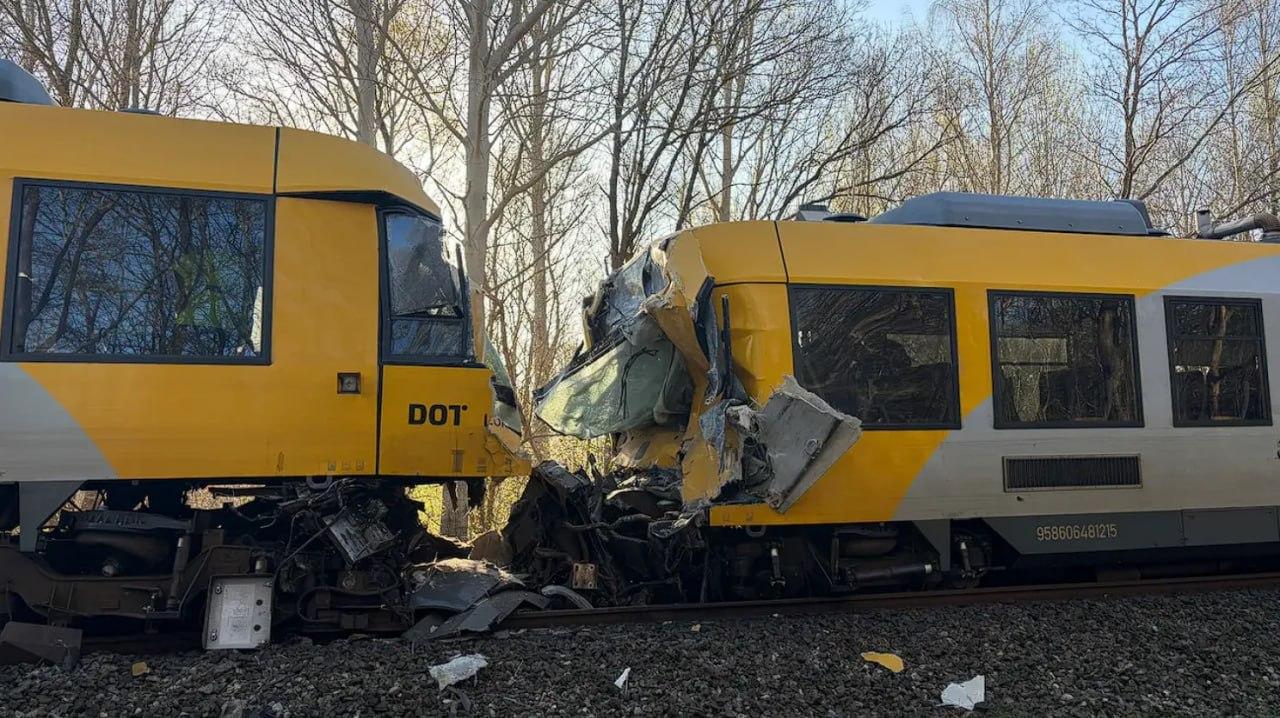 У Данії зіткнулися два пасажирські потяги: постраждали 18 людей, п’ятеро — у важкому стані