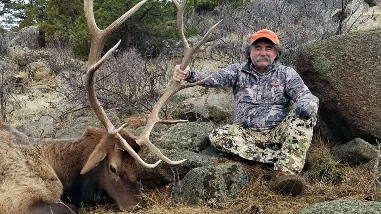 У Габоні загинув 75-річний американський мисливець після зустрічі зі стадом лісових слонів