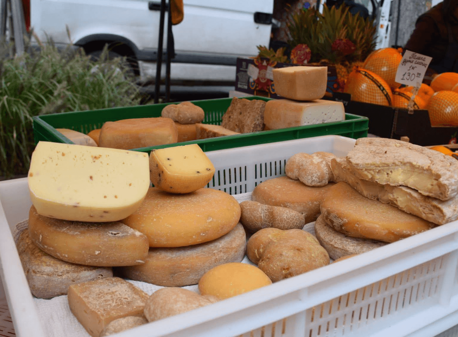 Де у Києві сьогодні проходять продовольчі ярмарки: локації