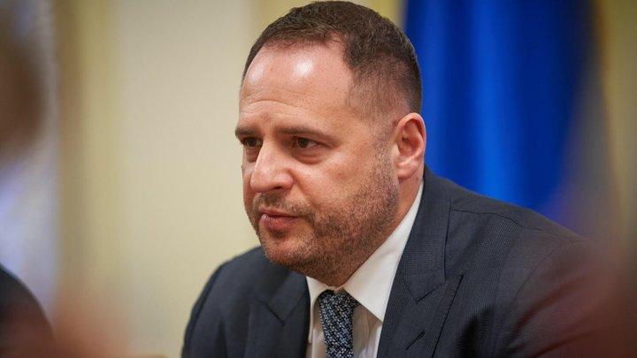 Єрмак на посаді голови ОП радився щодо важливих призначень з “Веронікою Феншуй Офіс”