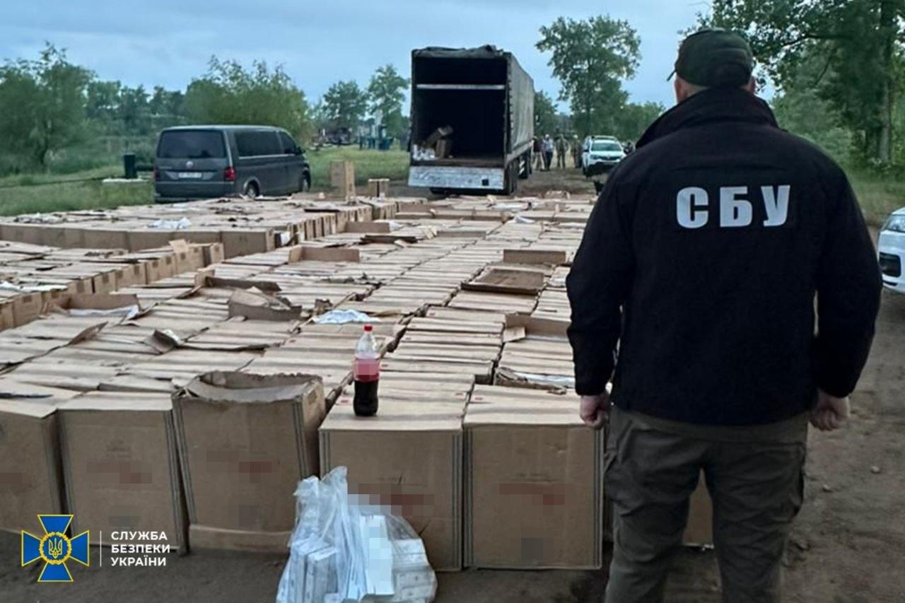 СБУ затримала контрабандистів, які на замовлення ФСБ намагалися доставити до Одеси дрон із вибухівкою