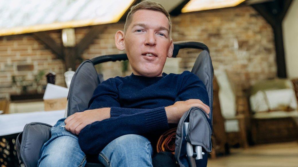 Вже не може підняти руку: адвокатка заявила про різке погіршення стану Назарія Гусакова
