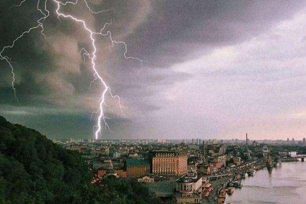 На Київщині 9 червня очікуються короткочасні дощі та місцями грози