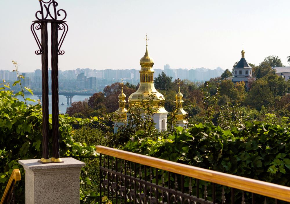 Літнє тепло поступово повертається до столиці