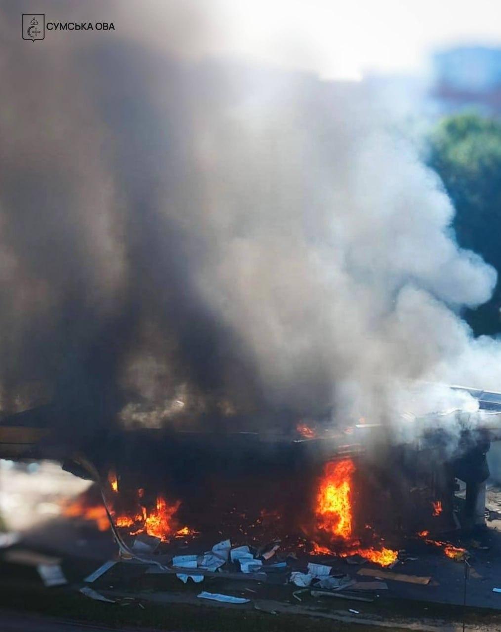 РФ атакувала АЗС у Сумах і на Дніпропетровщині: є загиблий та поранені