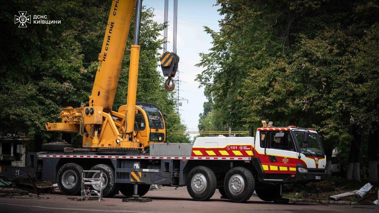 Основні аварійно-відновлювальні роботи у Вишневому майже завершені