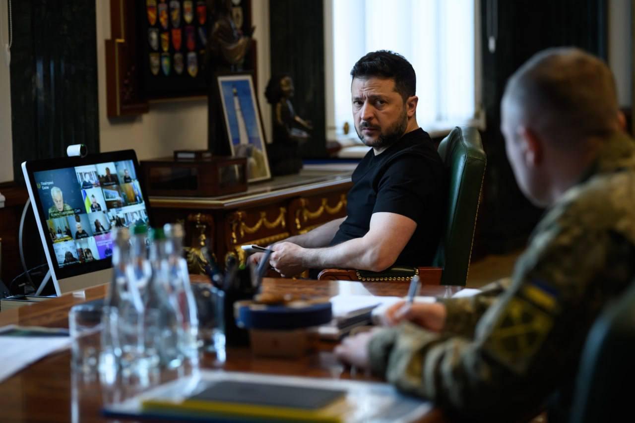 Енергетики працюють цілодобово, Києву — окремі завдання: Зеленський провів селектор